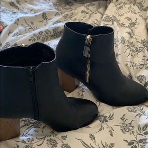 Ankle boots